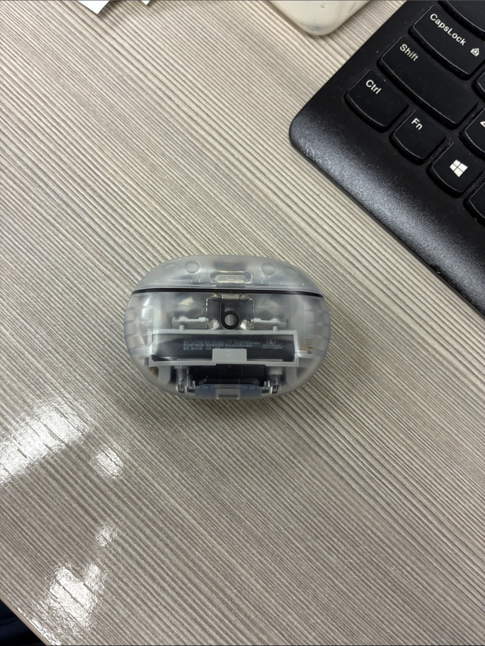 Beats Studio buds plus transparent…